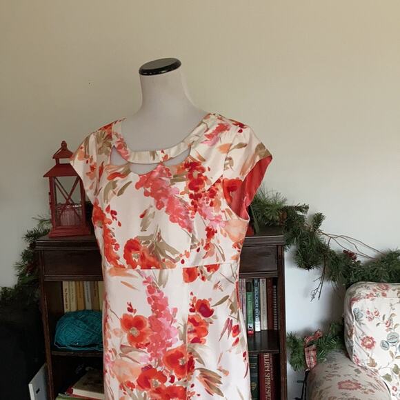 Liz Claiborne Coral & Cream Floral Sheath Dress, Size 14 - Picture 2 of 9